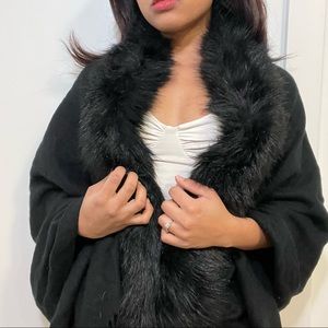 FAUX FUR SHAWL